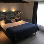 Hotell Logis Le Moulin De Chalons 3*