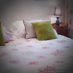 Logis Le Moulin De Chalons Hotell 3*