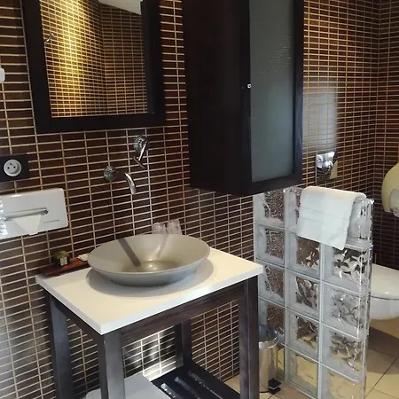 Logis Le Moulin De Chalons ホテル Le Guâ