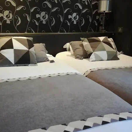 Logis Le Moulin De Chalons ホテル