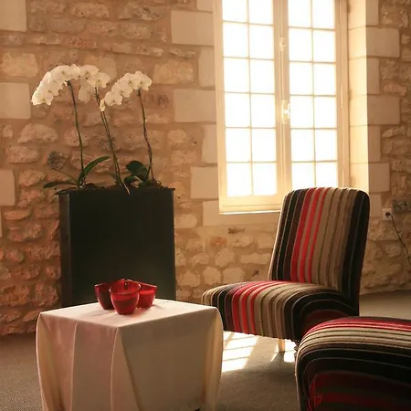 Logis Le Moulin De Chalons מלון Le Gua (Charente-Maritime)