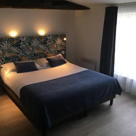 Hotel Logis Le Moulin De Chalons 3*