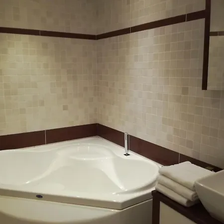 Hotel Logis Le Moulin De Chalons 3*