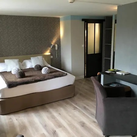 Logis Le Moulin De Chalons 3* Le Guâ