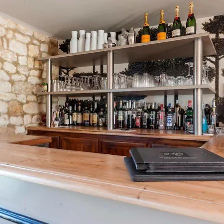 Logis Le Moulin De Chalons ホテル Le Guâ