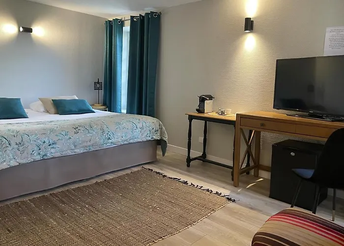 Logis Le Moulin De Chalons Отель