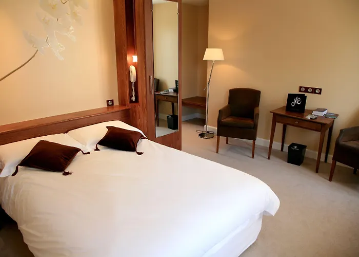 Logis Le Moulin De Chalons Отель Le Gua (Charente-Maritime)