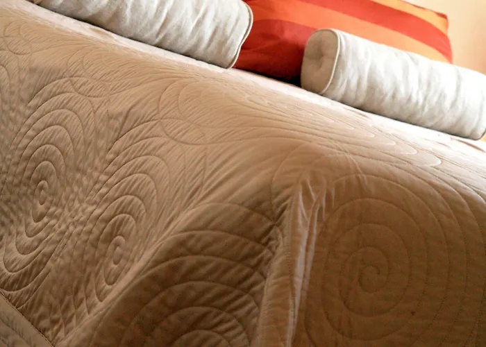 Отель Logis Le Moulin De Chalons 3*