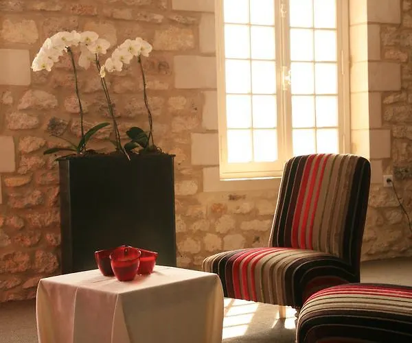 Logis Le Moulin De Chalons Отель Le Gua (Charente-Maritime)